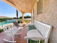 Aureille - Maison familiale avec piscine — photo 4