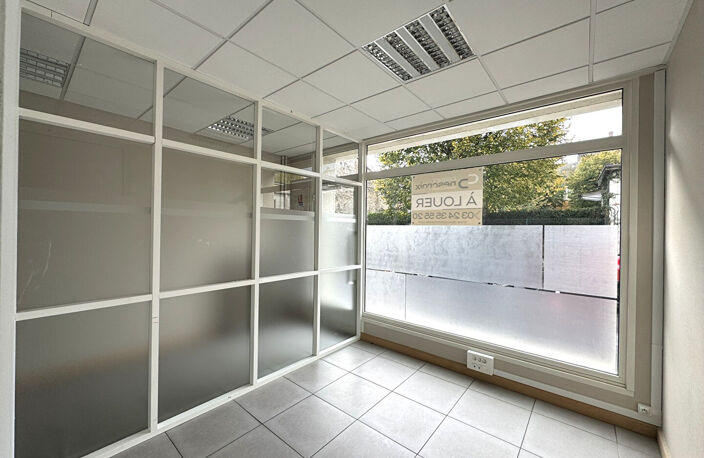 IMMEUBLE CENTRE-VILLE - 348 M2- CHARLEVILLE-MÉZIÈRES — photo 4