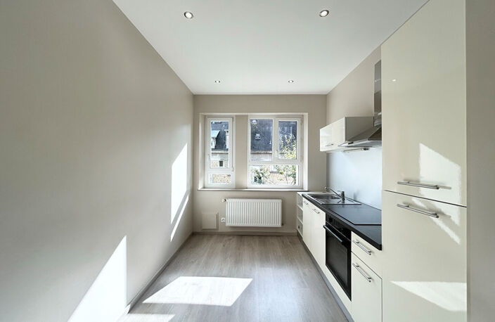 IMMEUBLE LOCATIF HYPER CENTRE - 348 M2- CHARLEVILLE-MÉZIÈRES — photo 2