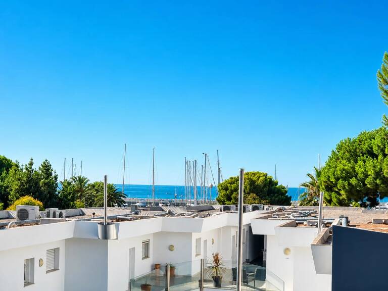 Appartement lumineux 3 pièces avec piscine à Le Port — photo 1