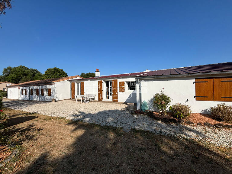 Maison Le Loroux Bottereau 7 pièce(s) 139 m2 — photo 1