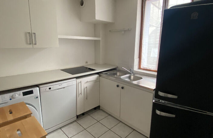 F2 (76000) 28 rue percière — photo 5