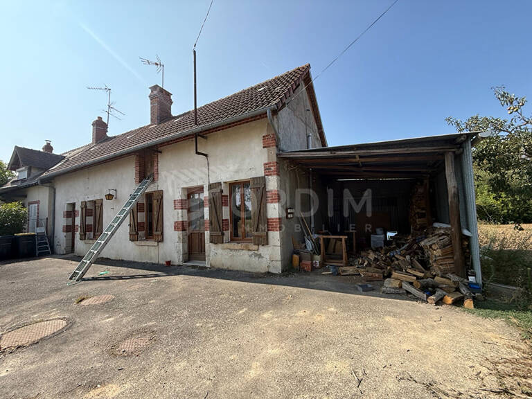 Beaulieu-sur-Loire, charmante maison à rénover avec dépendances — photo 1