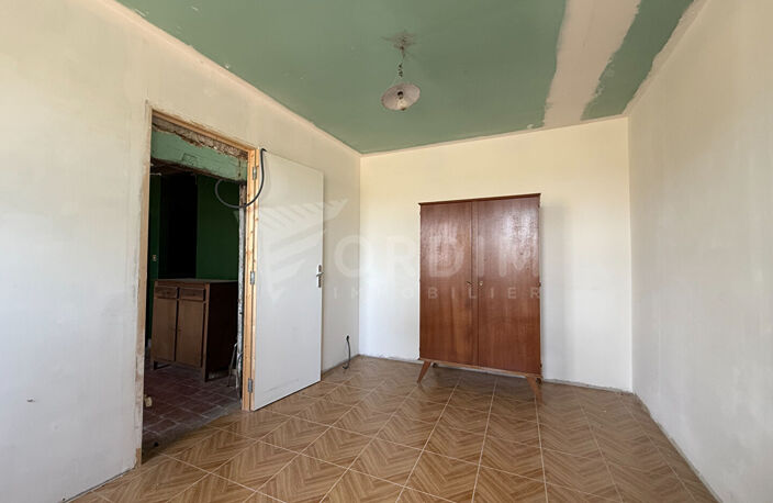 Beaulieu-sur-Loire, charmante maison à rénover avec dépendances — photo 2
