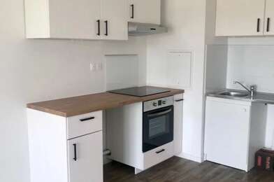 Appartement 3 pièces 989 €