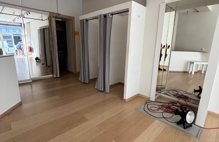 Local commercial — photo 3