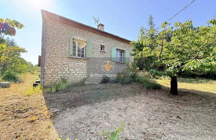 Charmante maison en pierre à Apt, 3 chambres, 86 m² — photo 3