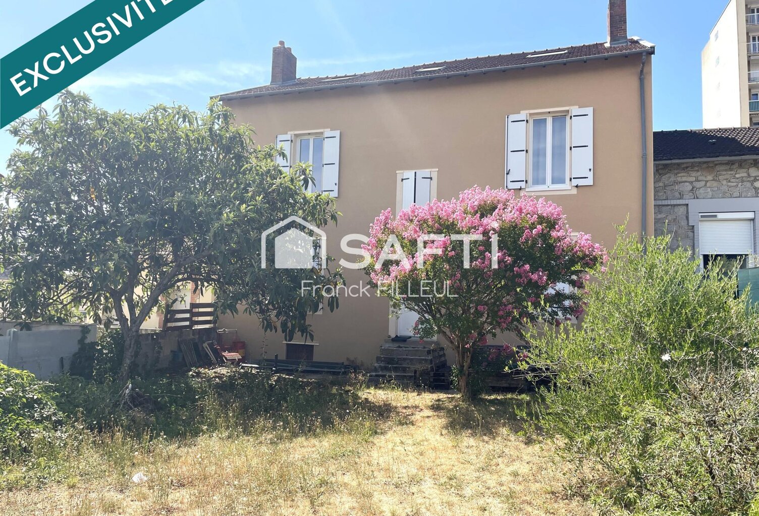 Grande maison de ville avec jardin — photo 1