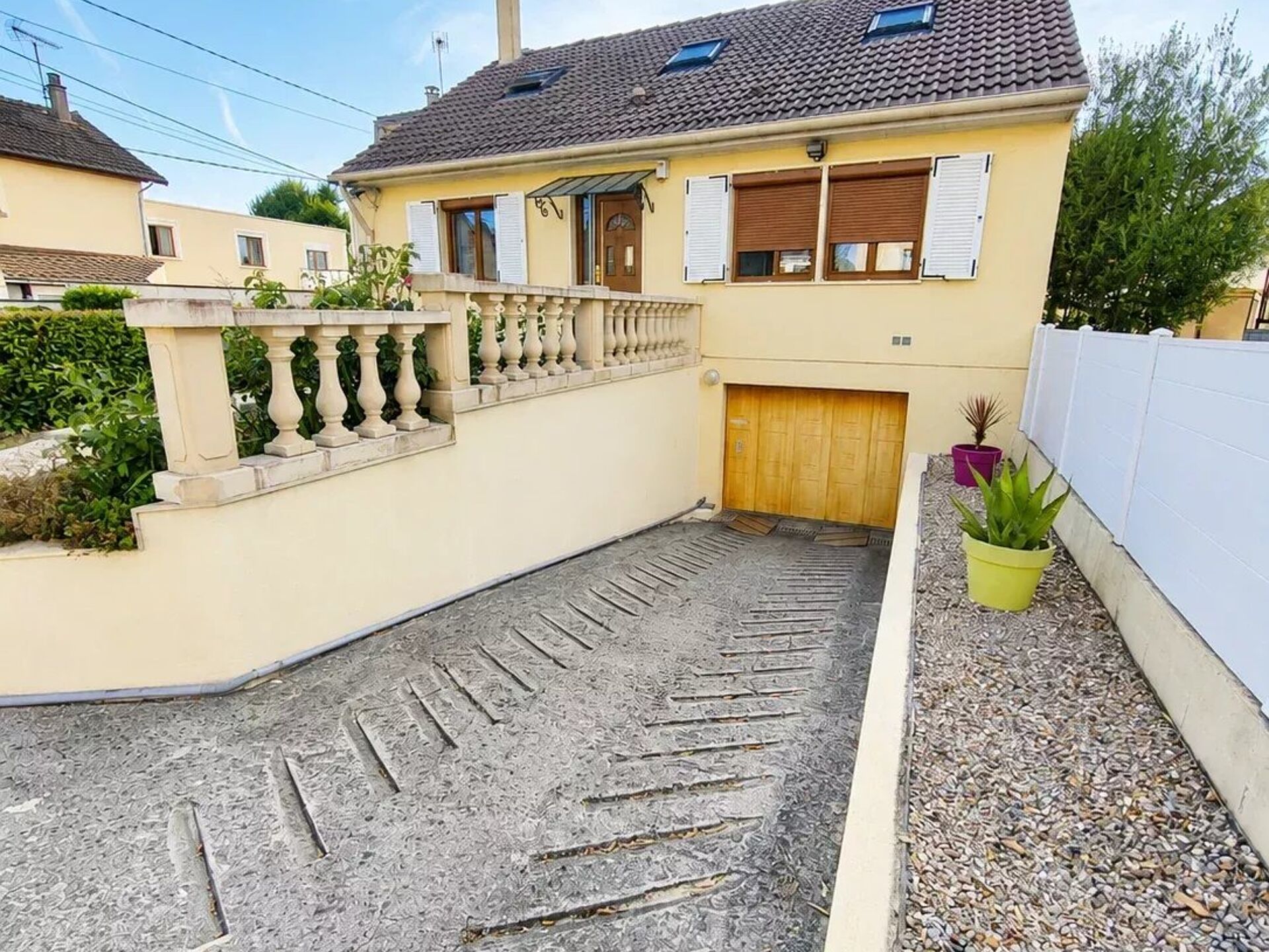 Maison 5 pièces 89 m² · à Chelles · 89 m² · 342 000 €
