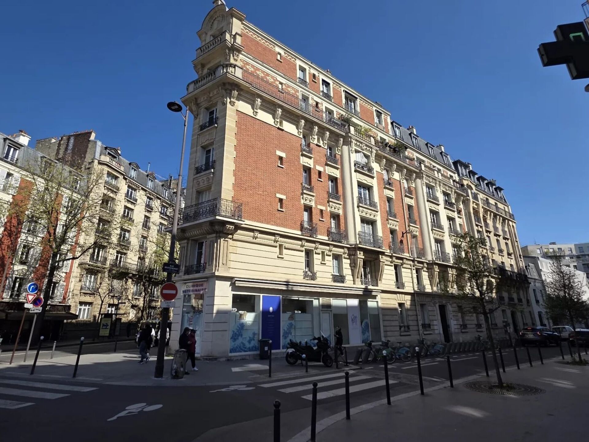 Appartement 2 pièces 33 m² · à Paris · 33 m² · 335 000 €