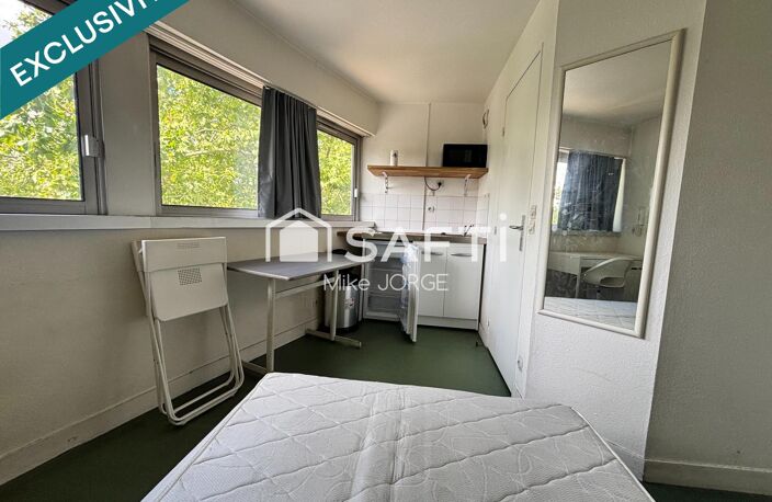 Studette au cœur des cités universitaires — photo 2