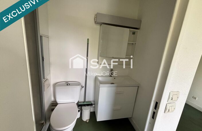 Studette au cœur des cités universitaires — photo 3