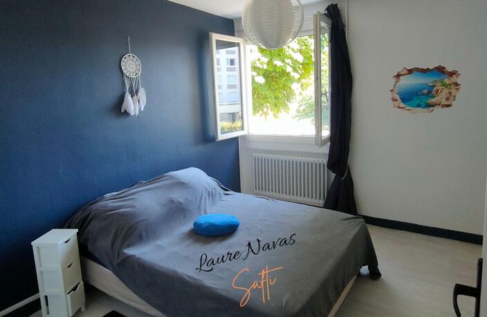 Appartement de type F4 situé à Saint-Etienne proche du HPL . Actuellement en location dans une copropriété sécurisé. — photo 2