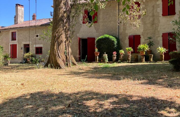 Manoir du 15ème et 17ème siècle — photo 2