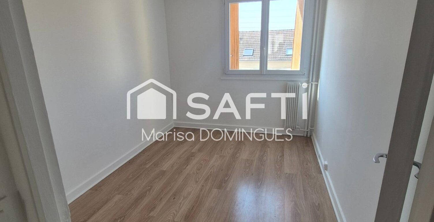 appartement dispose d'un balcon offrant un espace extérieur privé et d'une cave pour un espace de rangement supplémentaire et un box  répondant aux besoins de chacun. — photo 1