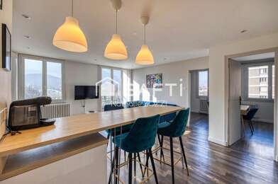 Appartement 4 pièces 212000 €