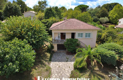 QUINSAC - CHARMANTE MAISON SUR PLUS DE 2000M2 — photo du bien