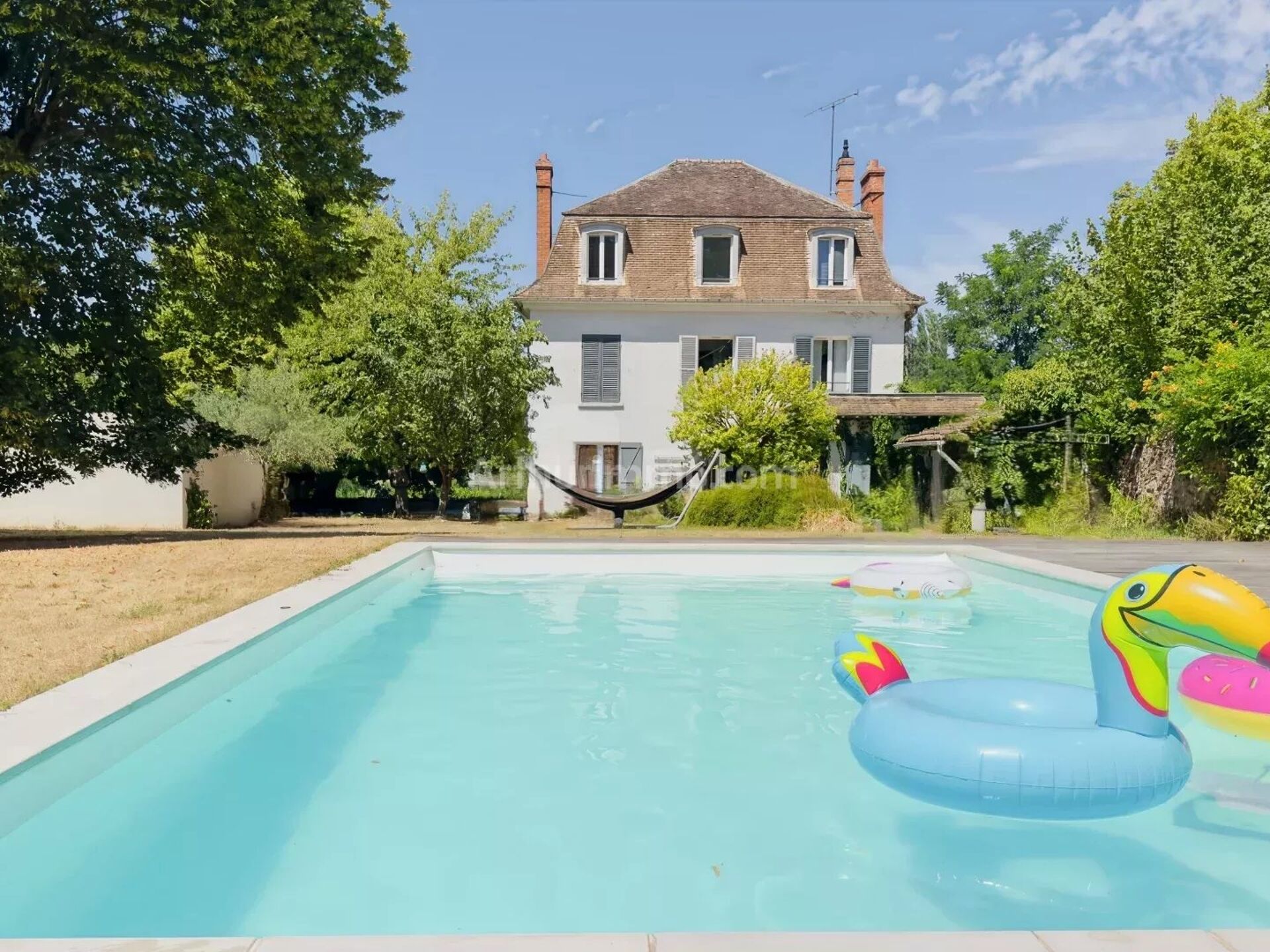 Maison 8 pièces 225 m² · à Saint-Fargeau-Ponthierry · 225 m² · 795 000 €