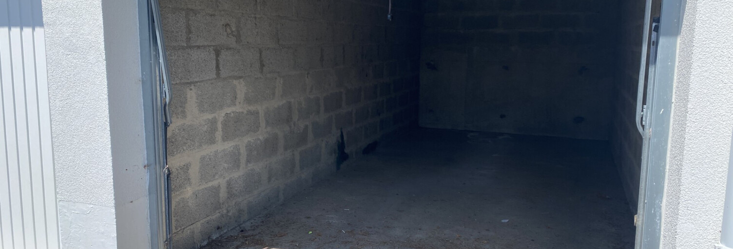 Garage  15 m² à louer à Saint-Nazaire (44600)