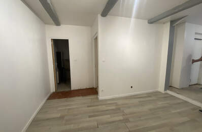 À Nîmes, appartement de 44.13m2 en location avec Chloé MAFFE — photo du bien
