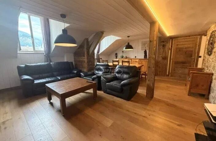 Appartement  4 pièces à Sallanches — photo 2