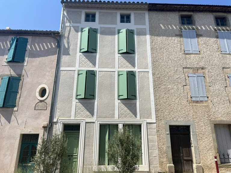 Maison de village avec cour grande terrasse et garage — photo 1