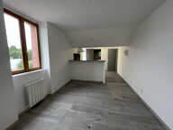 Studio rénové - 25m2 - ONET LE CHATEAU — photo 4