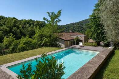 Maison 10 pièces 1050000 €