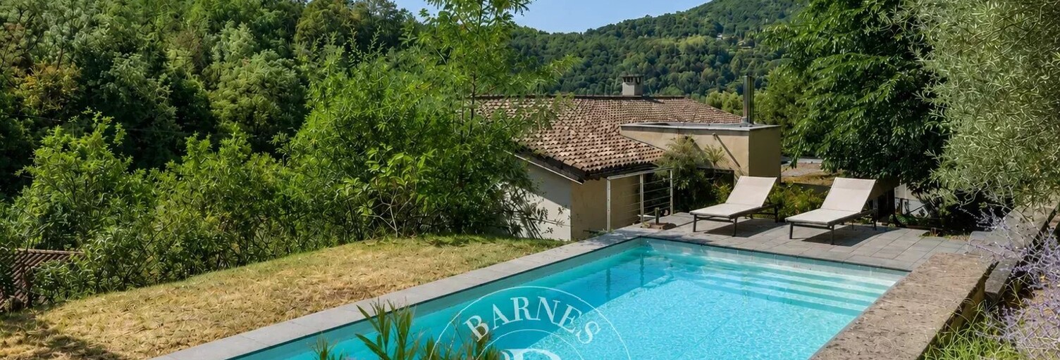 Maison 10 Pièces 240 m² à vendre à Rochetaillée-sur-Saône (69270)