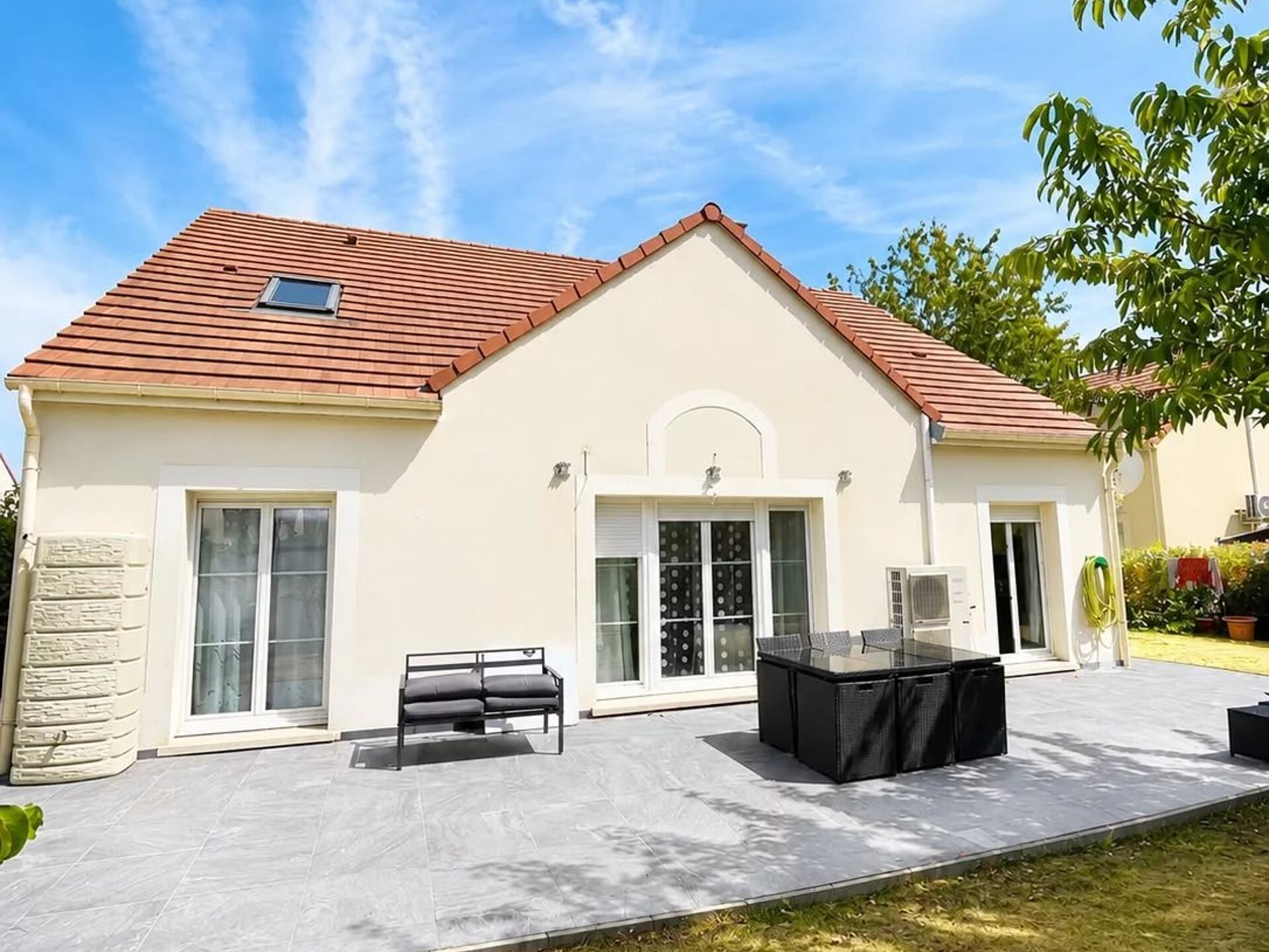 Maison 6 pièces 140 m² · à Moissy-Cramayel · 140 m² · 437 220 €