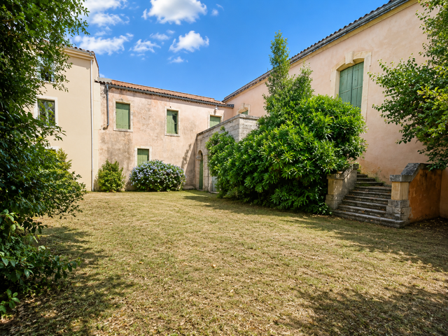 Dépt Hérault (34), à vendre juvignac maison de 204m2, hangar — photo du bien