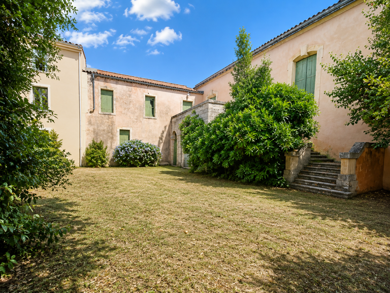 Dépt Hérault (34), à vendre juvignac maison de 204m2, hangar — photo 1