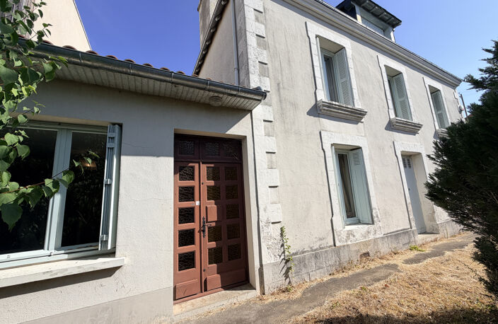 POITIERS Quartier MONTMIDI — photo 2