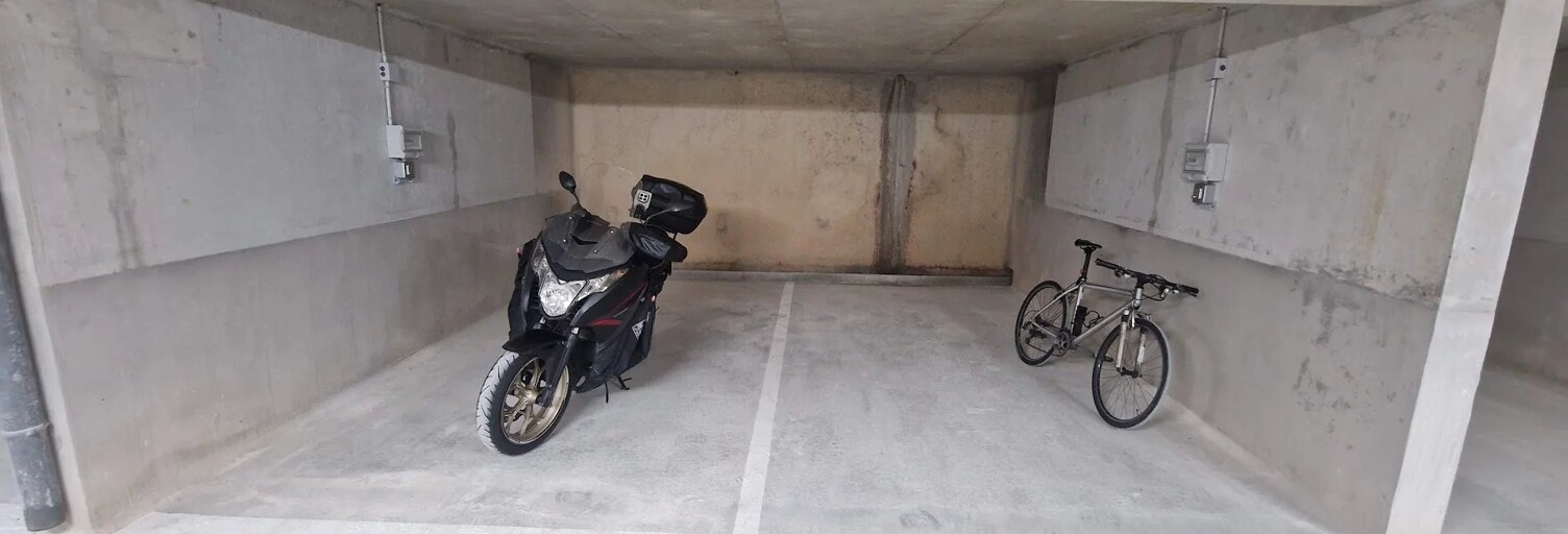 Garage  12 m² à louer à Nice (06000)