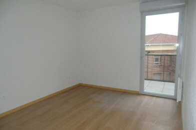 Appartement 3 pièces 873 €