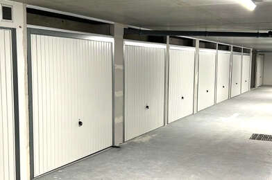 Garage  24000 €