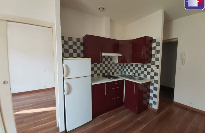 Location appartement 2 pièces 30 m² à Tarascon-sur-Ariège (09400) — photo 2