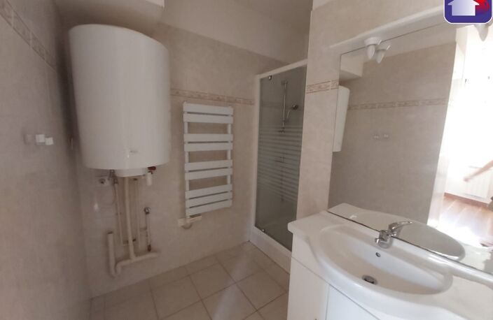 Location appartement 2 pièces 30 m² à Tarascon-sur-Ariège (09400) — photo 5