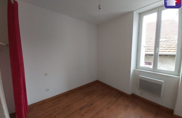 Location appartement 3 pièces 50 m² à Tarascon-sur-Ariège (09400) — photo 3