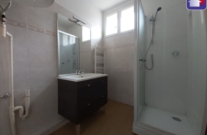 Location appartement 3 pièces 50 m² à Tarascon-sur-Ariège (09400) — photo 5