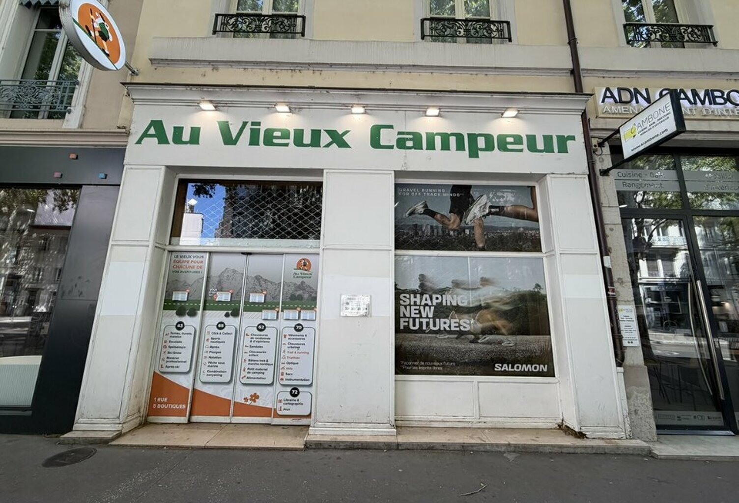 LOCAL COMMERCIAL à LOUER — photo 1