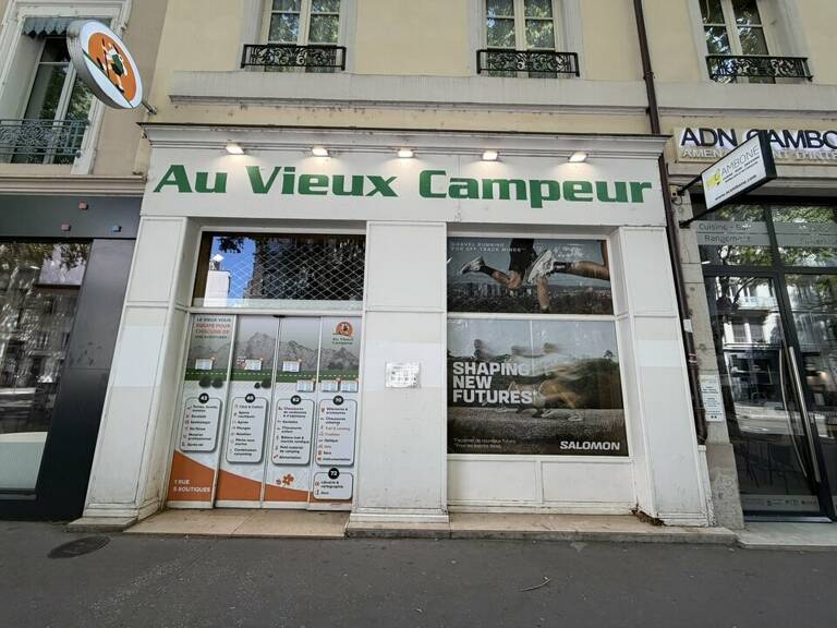 LOCAL COMMERCIAL à LOUER — photo 1