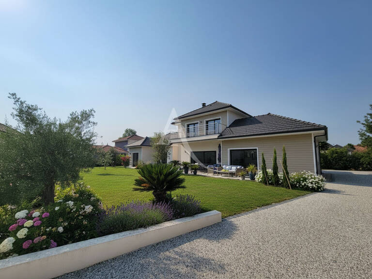 Maison Lescar 7 pièce(s) 195 m2 — photo 1