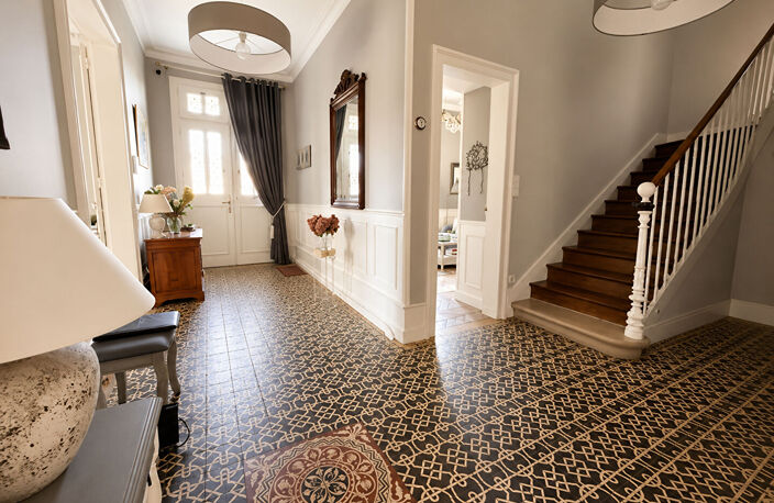 Magnifique maison bourgeoise du 19 ème siècle sur son parc arboré — photo 5