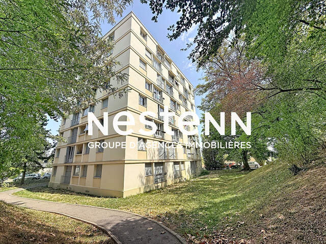 Appartement 4 Pièces aux Lessivas avec ascenseur - 69500 BRON — photo du bien