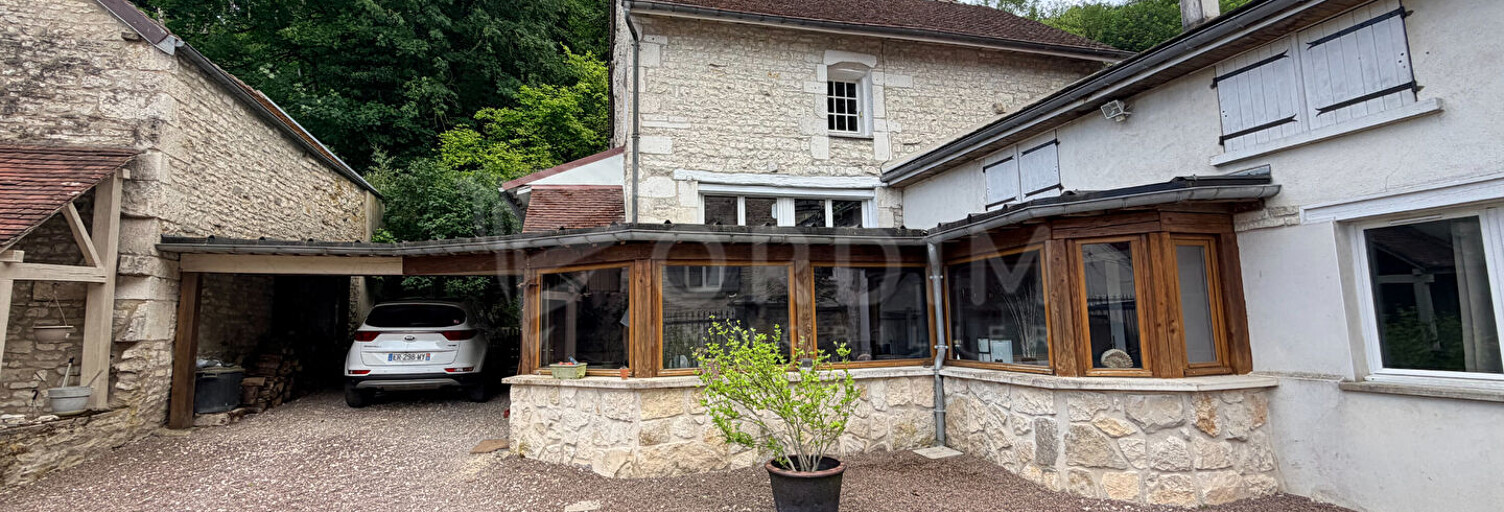 Maison 6 Pièces 96 m² à vendre à Molosmes (89700)