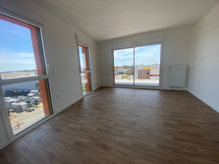 A LOUER T4 AVEC BALCON — photo 1