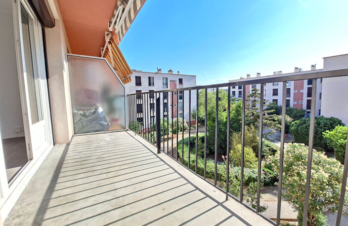 Perpignan T4 de 69,6m2 avec balcon, cave et parking — photo 5