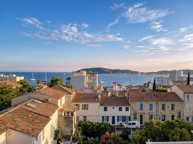 M2320 - TOULON - Le Mourillon - Appartement T3 - Vue mer — photo 1