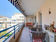 VENTE - FREJUS PLAGE - APPARTEMENT 3P - TERRASSE - GARAGE — photo 2